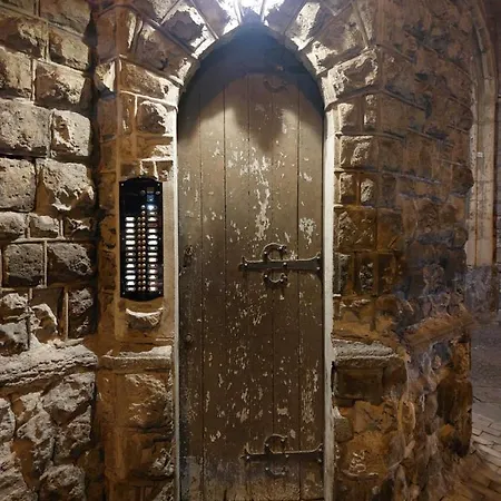 Apartment In Neapolitan Castle Int 28 *