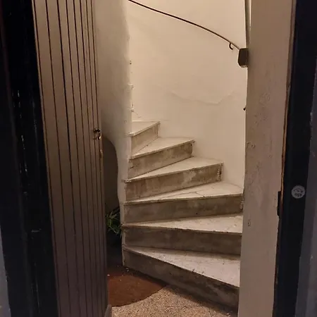 Apartment In Neapolitan Castle Int 28 *
